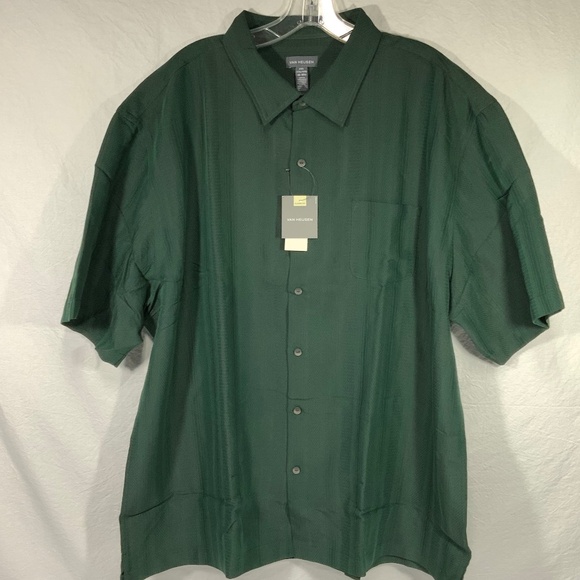 NWT - Van Heusen Classic Fit Short Sleeve Shirt - 2X Large - Picture 2 of 8